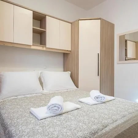 Bugenvilija Apartment Brna