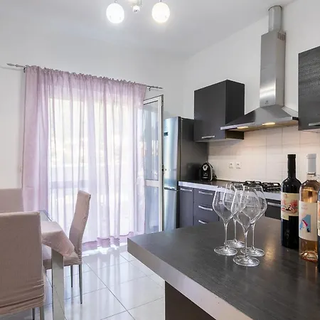 Appartamento Bugenvilija