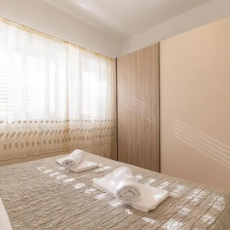 Appartamento Bugenvilija Brna