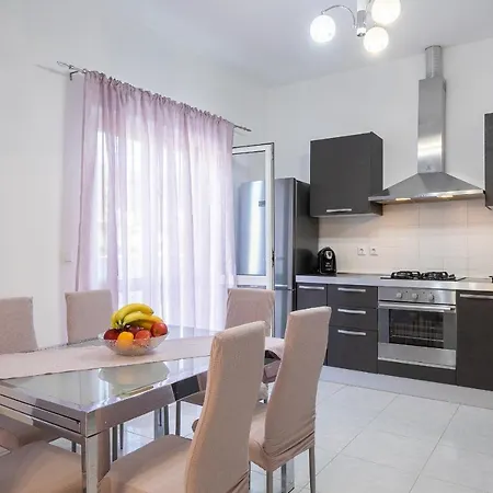 Bugenvilija Apartment