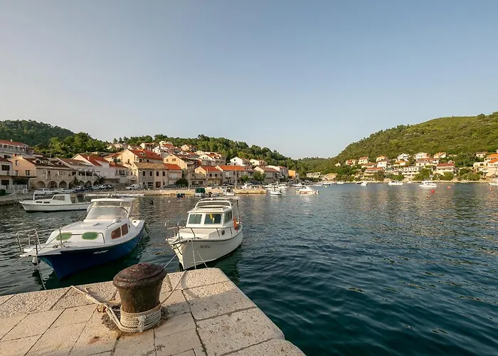 Bugenvilija 公寓 布尔纳